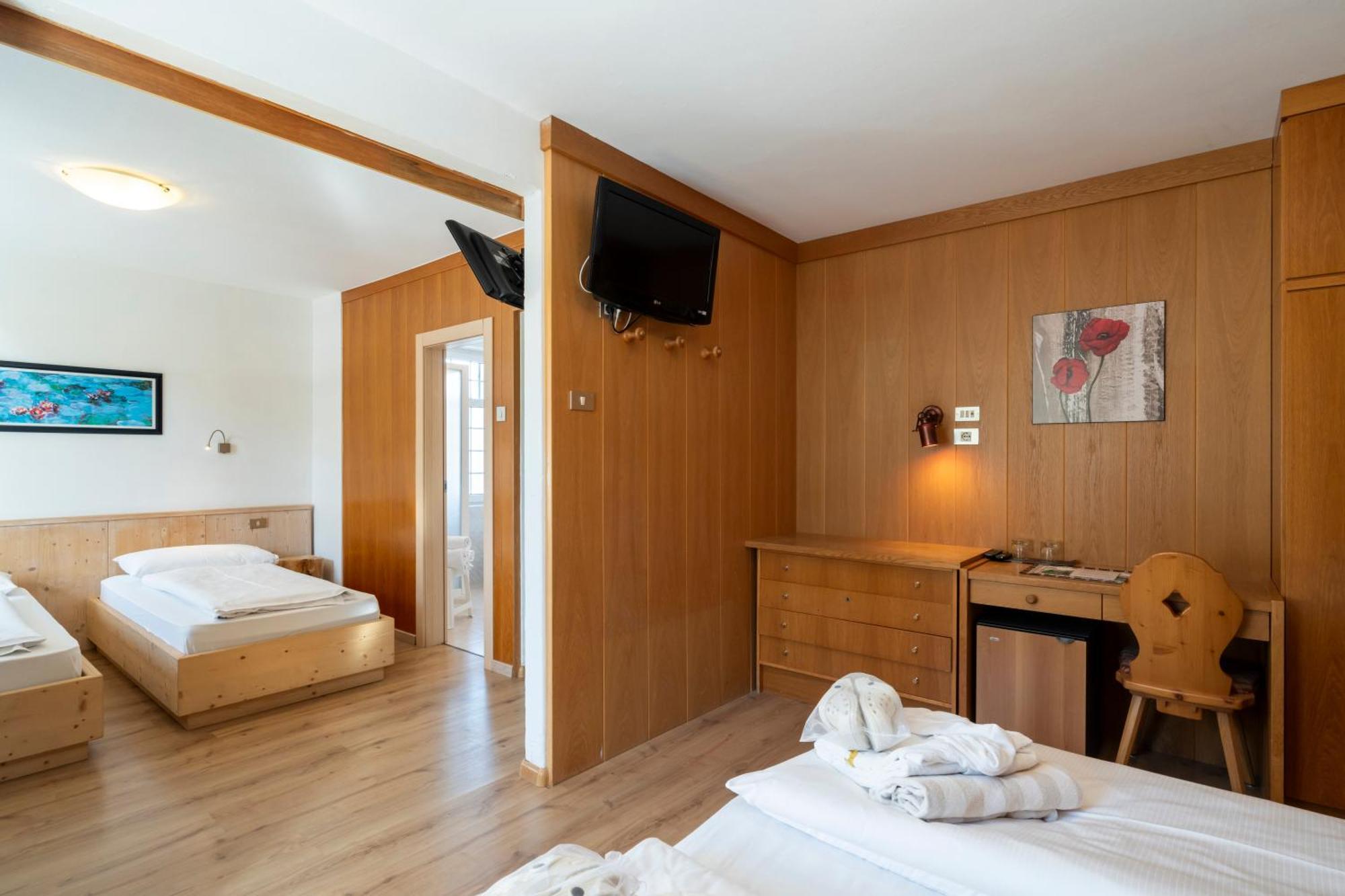 Mytime Hotels Savoy Виго-ди-Фасса Экстерьер фото